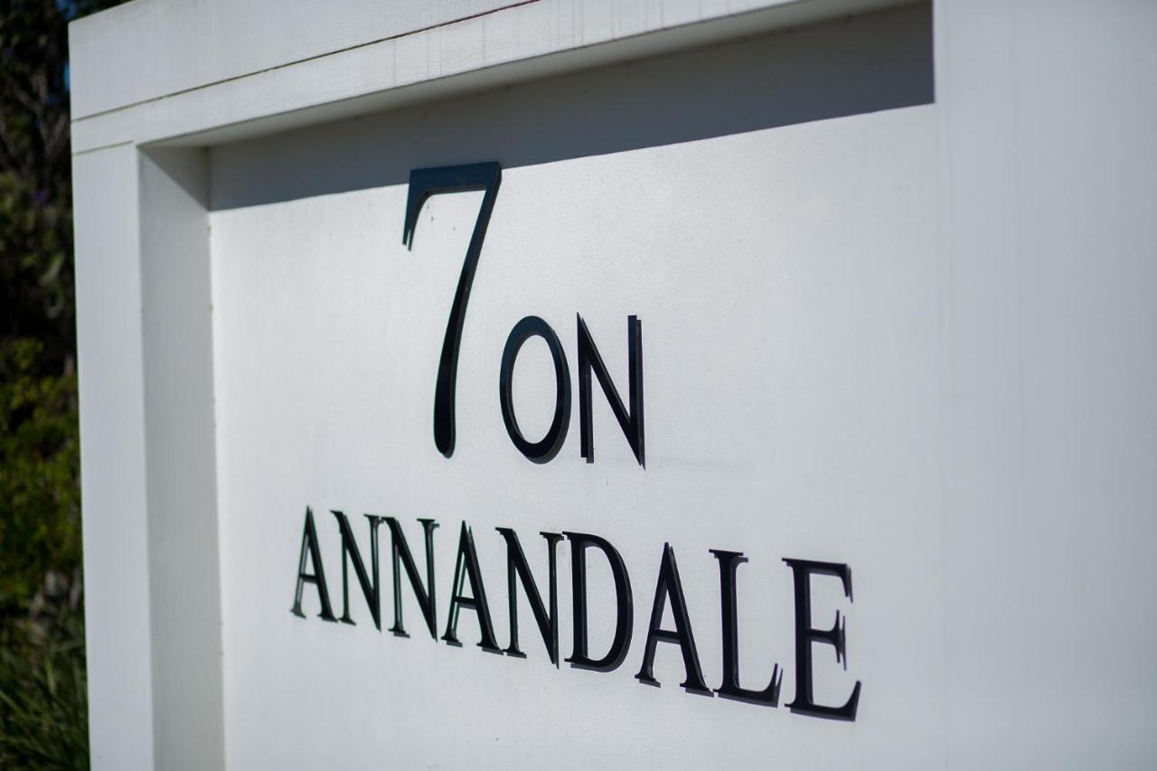 7 On Annandale B&B East London Exterior foto